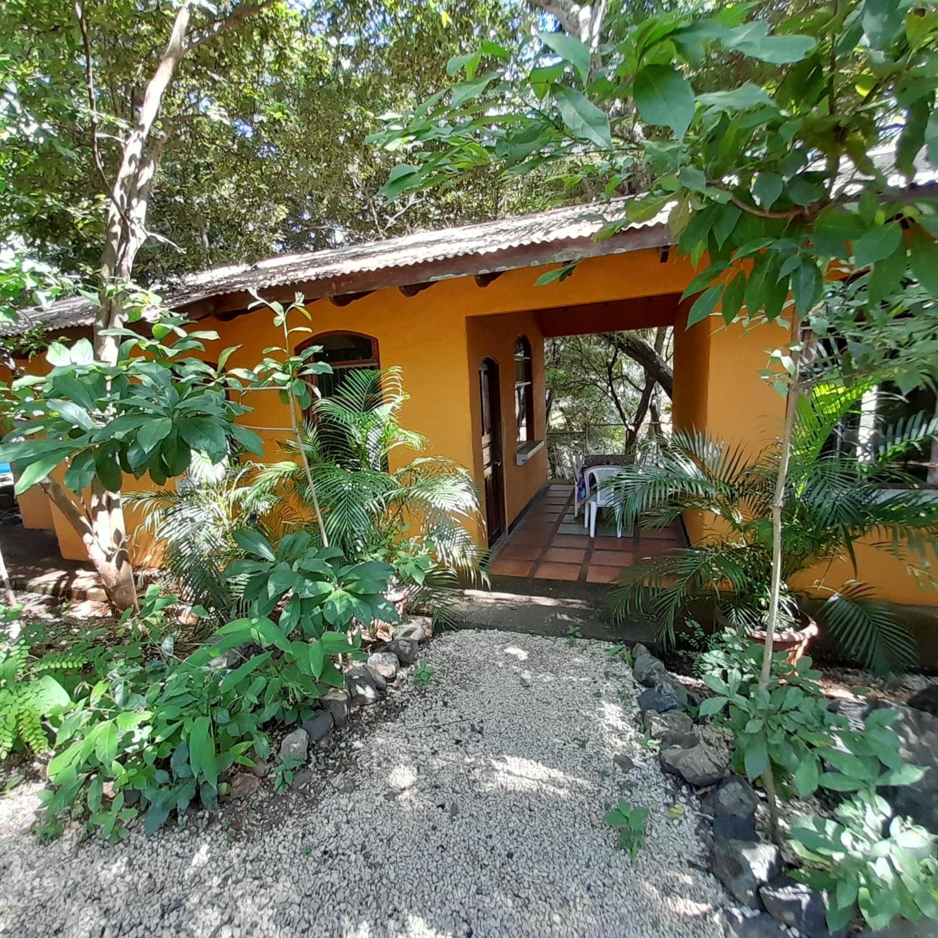 Hotel Cabinas La Playa Playa Avellana Bagian luar foto